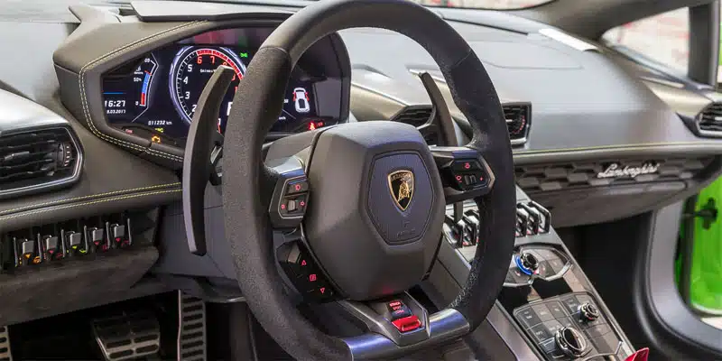 Home 7 rosso rubino servizio car detailing interno
