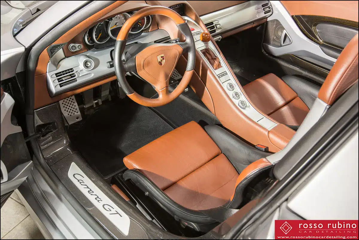 Restauro Pelle - Porsche Carrera GT 25 8FX5968